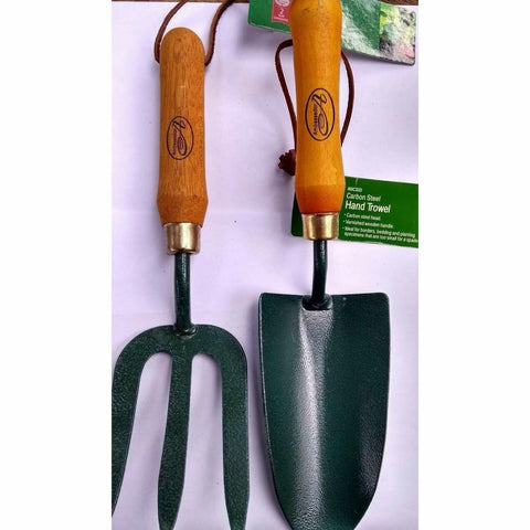 Strong garden Hand Fork and trowel, varnished wooden handles.